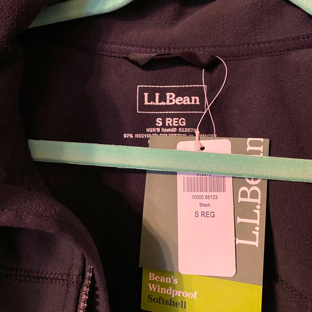 LLBean Softshell, Size S - Picture 3 of 3